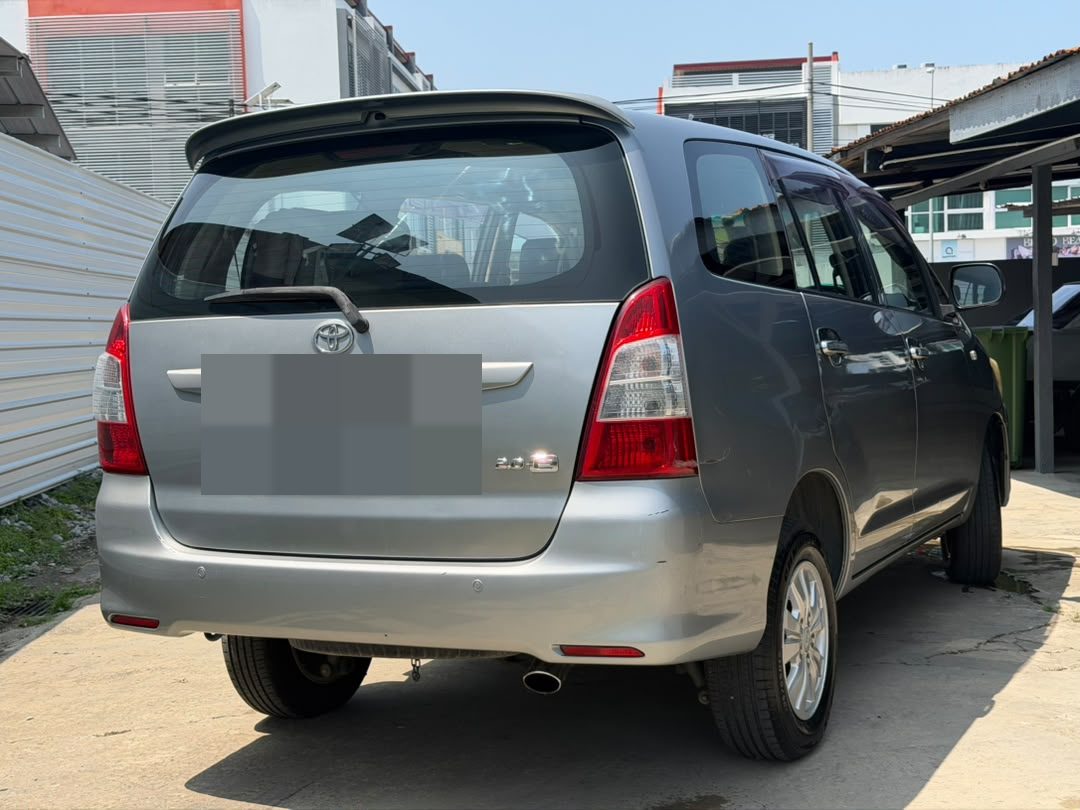 2011 Toyota Innova 2.0E